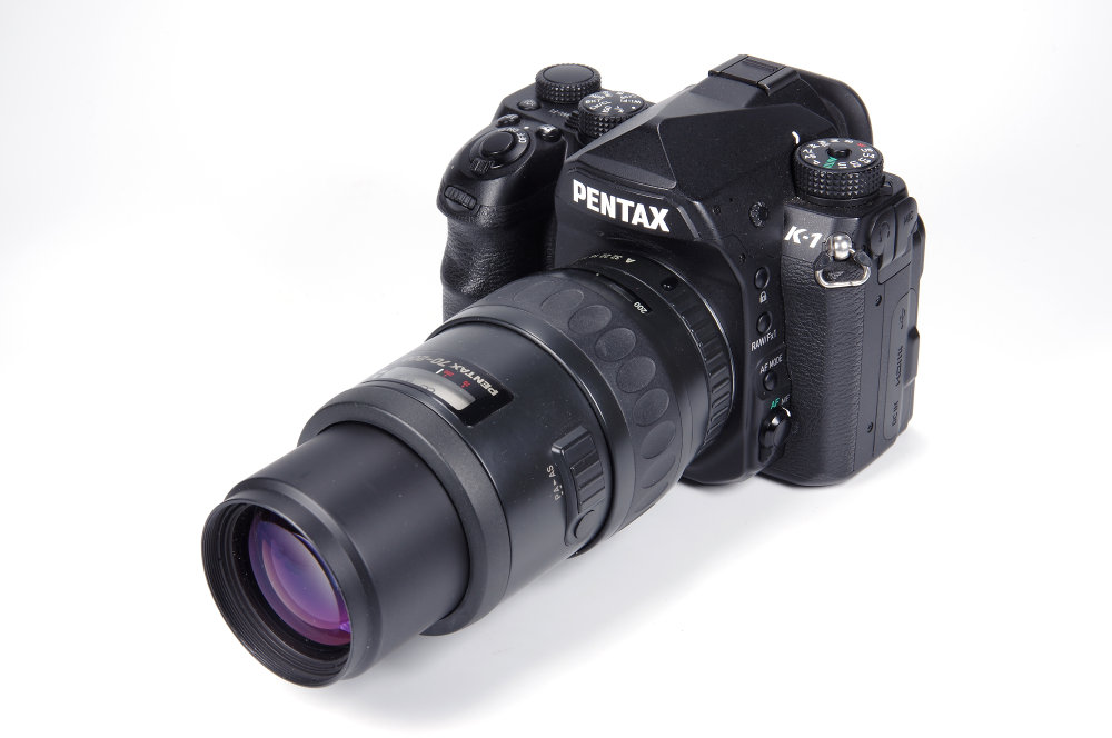 Pentax FA 70 200mm Full  Zoom On Pentax K1 | 1/5 sec | f/16.0 | 48.0 mm | ISO 100